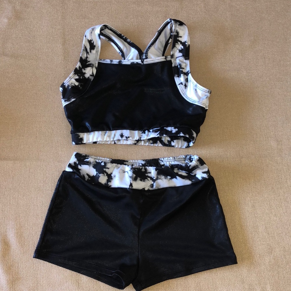 More than magic Girls dance leotard set size 7 8